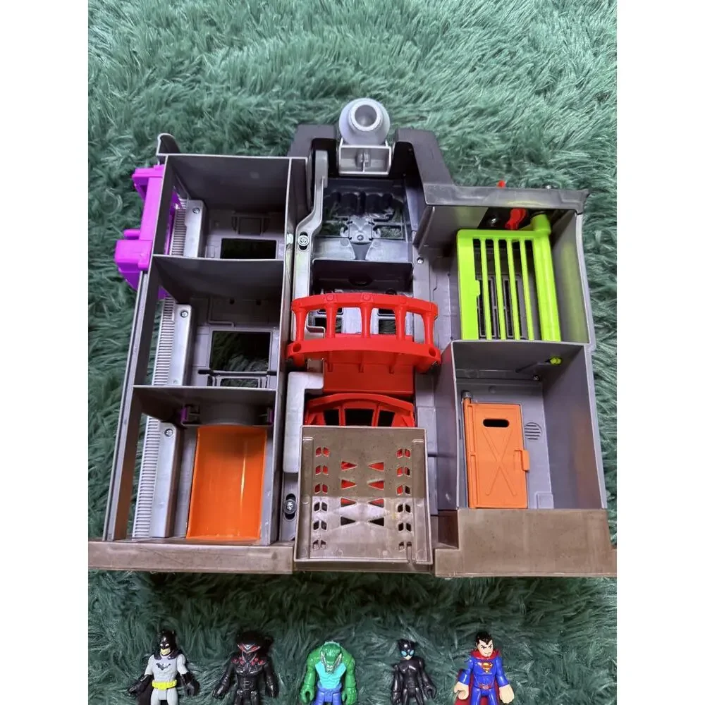Fisher-Price Imaginext DC Super Friends Gotham City Batman Playset 5 Figures Lot